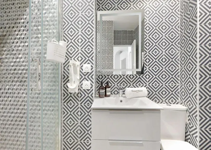 Agathe Chatelet Apartment