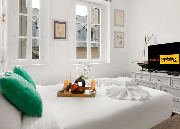 アパート Agathe Chatelet *